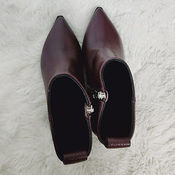 NEW Everlane The Boss Boot Ankle Point Toe Bootie Pebbled Leather in Burgundy - Picture 9 of 10